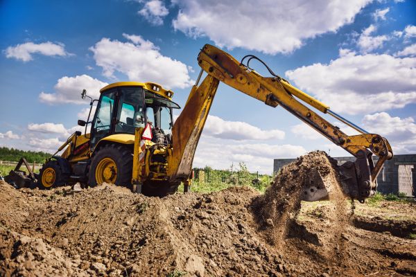 Backhoe Digging Service in Port Orchard